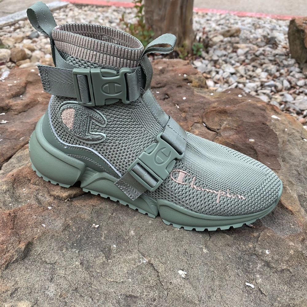 Women’s champion shoe